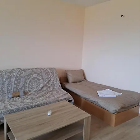 Apartment Studio In Seven Seasons